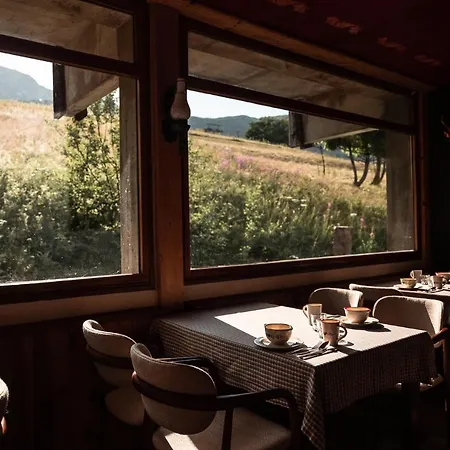 Les Cèdres - - Restaurants - Saint-Sorlin-dʼArves