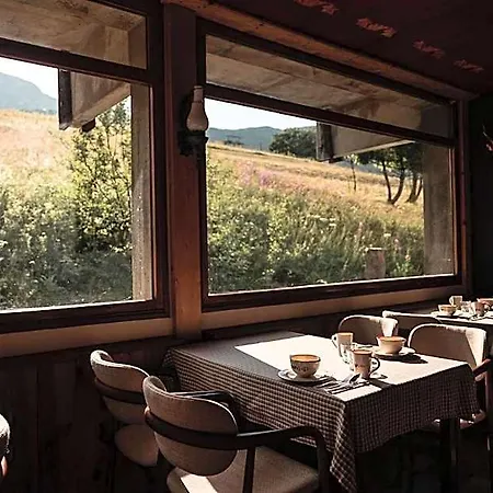 Les Cedres - - Restaurants - Ξενοδοχείο 3*