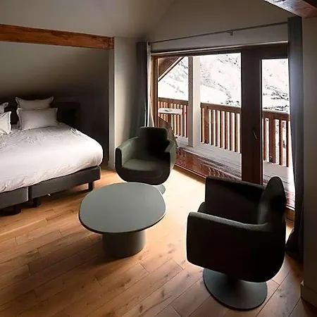 Les Cedres - Hotel - Restaurants - Spa Hotel Saint-Sorlin-d'Arves
